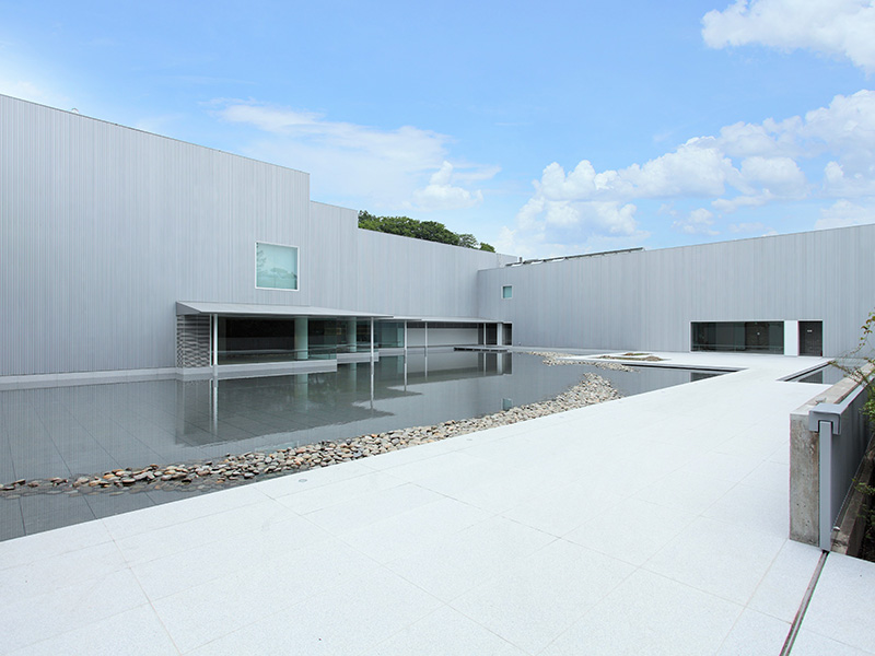 長野県信濃美術館 東山魁夷館