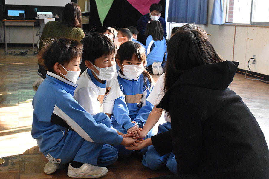 写真：「演劇による学び」推進事業