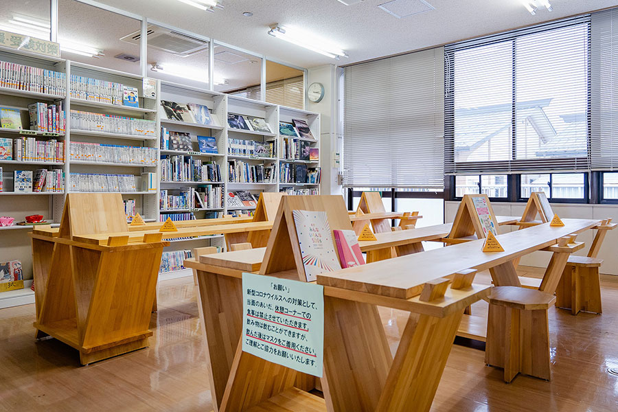 須坂市立須坂図書館