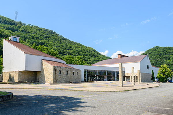 長野県立歴史館