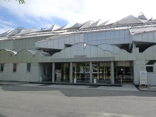 飯田市美術博物館