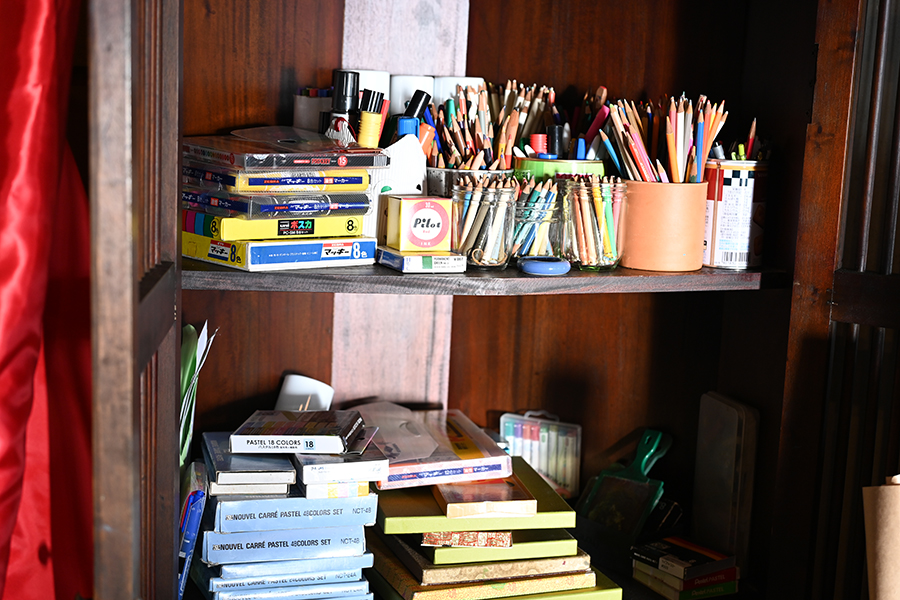 写真：自由な表現をはぐくむ「アトリエももも」の挑戦